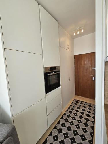 Studio apartment, 11th floor, excellent location - Zadar