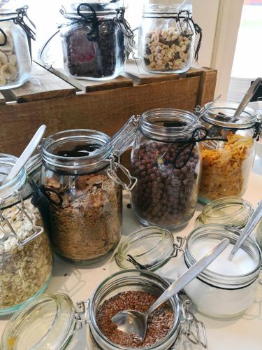 Jídlo v hotelu nebo okolí