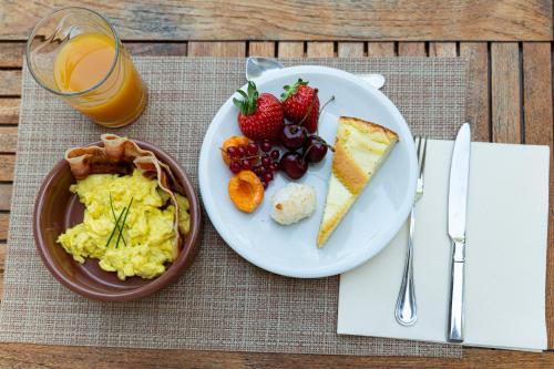 Mad på feriegården eller i nærheden