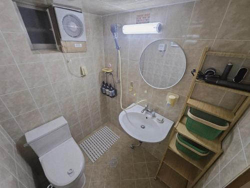 Et badeværelse på Bomstay in Choryang