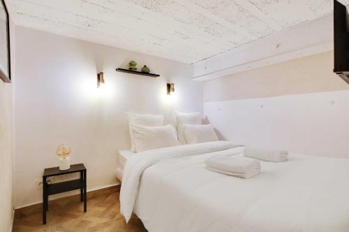 A jewel in the heart of the Marais- 4P 1BDR- Paris