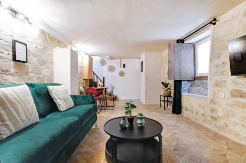 A jewel in the heart of the Marais- 4P 1BDR- Paris