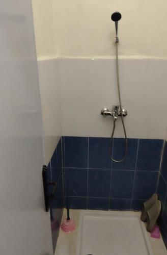 Un baño de النور