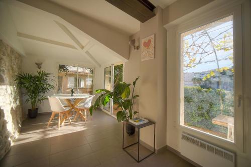 MAISON DE VILLE 6 Chambres TERRASSE -Stanislas Chic A6B002