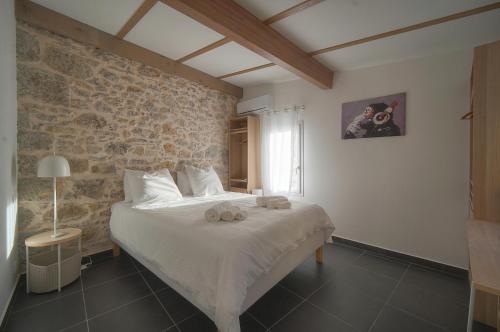 MAISON DE VILLE 6 Chambres TERRASSE -Stanislas Chic A6B002