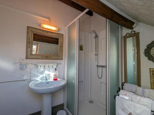 Ένα μπάνιο στο Les Charmes : Suite Familiale