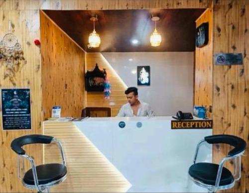 Khách lưu trú tại Pinewood Inn