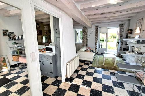 Η κουζίνα ή μικρή κουζίνα στο La petite Maison de Cuzion