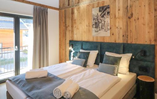 Postel nebo postele na pokoji v ubytování Awesome Home In Afritz Am See With Wifi