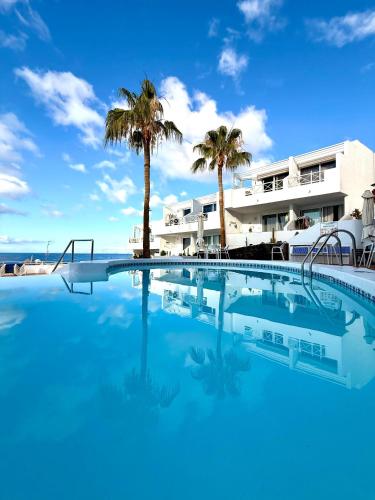 Suite Infinity Ocean - Sea View and Pool - By Lanzarote Vacation Homes