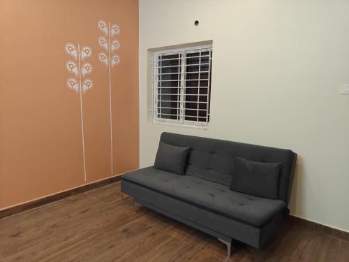 Χώρος καθιστικού στο TADY Homes