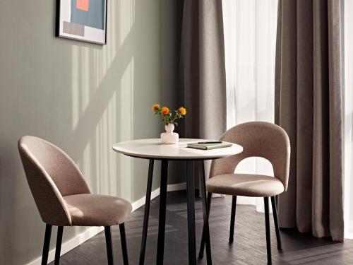 Un lugar para sentarse en Numa Berlin Boxer