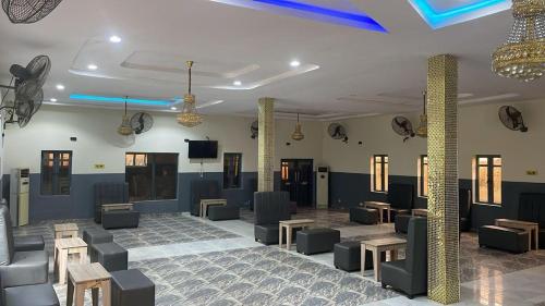 Gallery image of Aso Rock Hotel Bar and Restaurant in Loburo