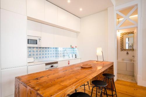 Classy Duplex in Historic Lisbon