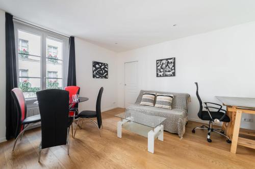 2 pieces renovee a neuf Paris 5 - 4P
