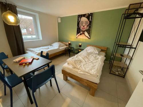 Postel nebo postele na pokoji v ubytování Premium-Apartment, 4 Betten, Nahe Ulm für Familien und Gruppen,Hund
