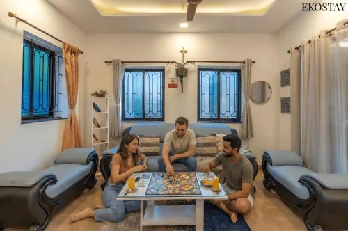 Гостиная зона в Ekostay - OCEAN CREST VILLA I 50 meters from Anjuna Beach