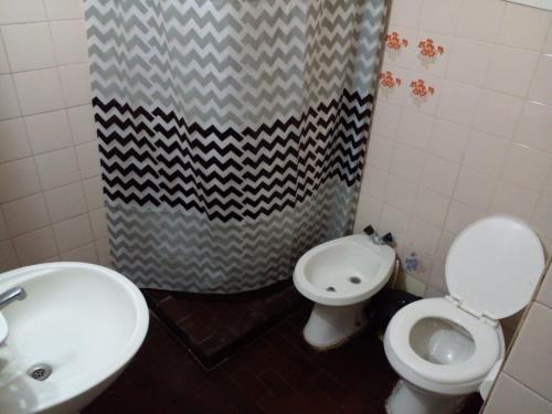 Et badeværelse på Duplex N 22 prop Directo en Complejo