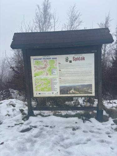 Fotografie z fotogalerie ubytování Chata Špičák na Vrcholu Sjezdovky v destinaci Golčŭv Jeníkov