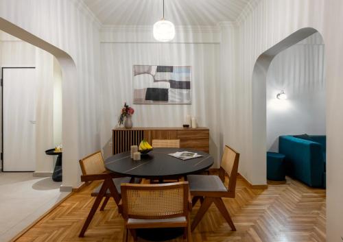 Urban Terra Pangrati by Premium Key