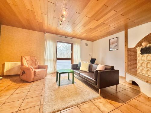 Et opholdsområde på H&H HOME - Quite and Cosy Apartment near Park and City in Sindelfingen