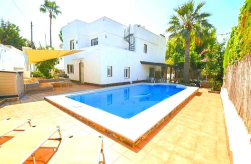 Rez-de-chaussée Blanca Carrio, piscine partagée