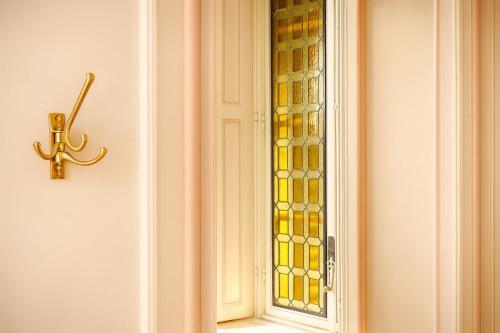 dHomes - Apartments and Rooms