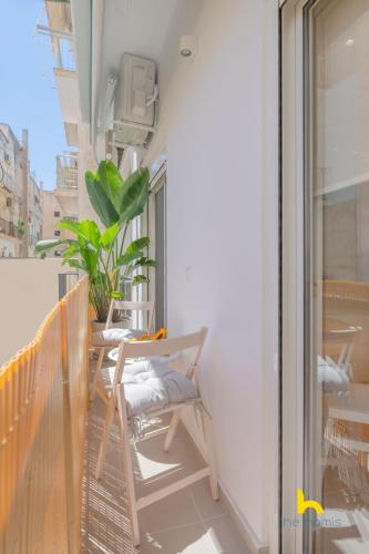 Hideaway near Acropolis, Hammam Shower, Fireplace!