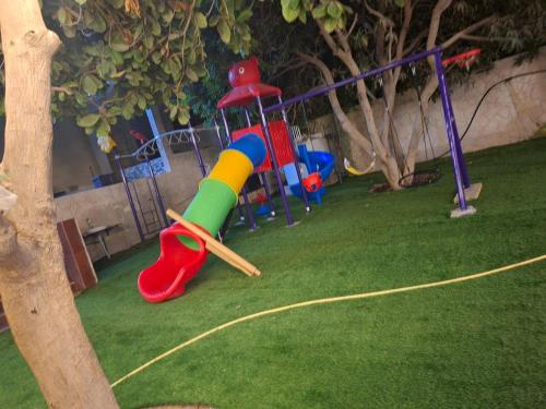 Herní místnost nebo prostor pro děti v ubytování farm house khorfakkan al Fujairah