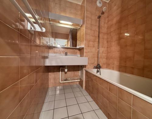 Ένα μπάνιο στο Résidence Saboia Clés Blanches