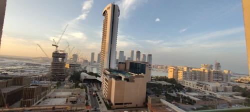 Marina Crown 1 BR Modern Apartment Full Sea View