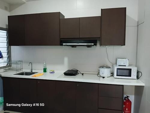 مطبخ أو مطبخ صغير في Galina Somersquare Goldenhills Aprt Pasar Malam Cameron Highlands