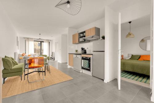 T3 Cosy avec Spa Privé – Détente aux Sept Deniers