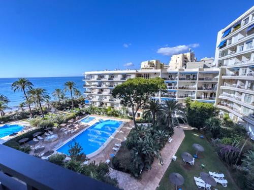 Skol 304 A - 2 Bedroom Duplex Marbella Center First Line Beach