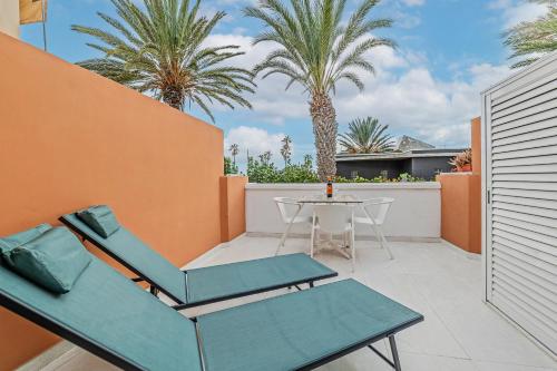 OCEAN WALK SUITE Beachside Studio Golden Mile Tenerife Royal Garden