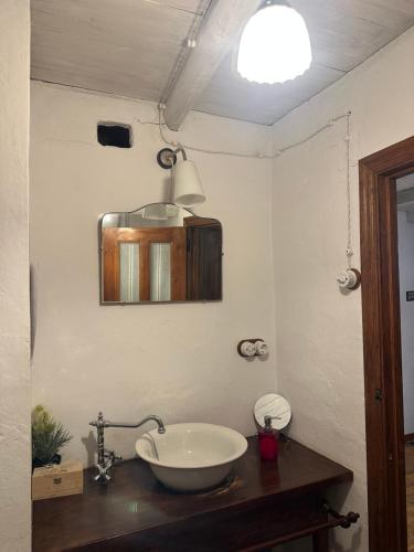 Ванная комната в Casa rural **** El Barreiro. Ideal para familias.