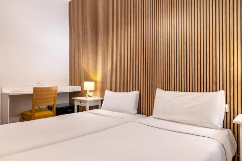 H-A San Mateo Suites