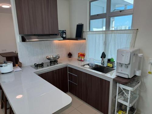 Η κουζίνα ή μικρή κουζίνα στο Domuss Guesthouse- 4B3B Tunas