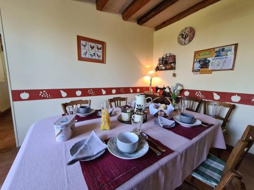 Fotografie z fotogalerie ubytování La Tuilerie, Chambre n° 2 v destinaci Faverolles