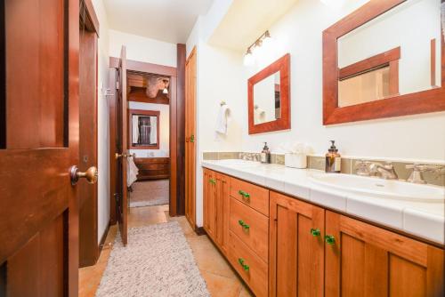 Ένα μπάνιο στο Brighton Woods