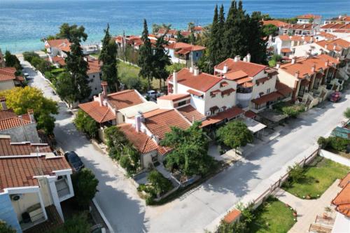 Atlas House Nikiti