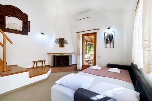 Atlas House Nikiti