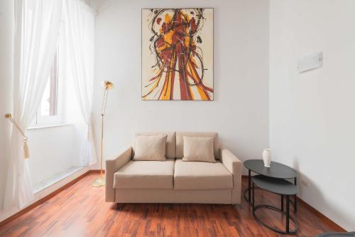 Nosdom - Navona Design