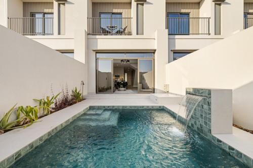 2.5BR Villa | PS5 & Private Pool | Near Dubai Mall