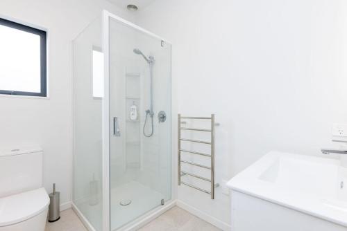 Ванная комната в Methven Ski Chalet - Modern Comfort, Mountain Charm