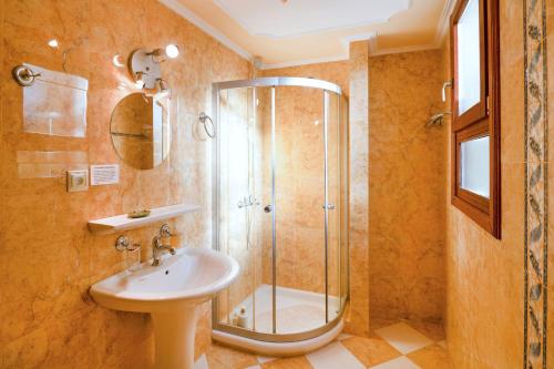 Koupelna v ubytování Villa Asteri