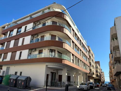Apartment with rooftop pool 150 m from the beach