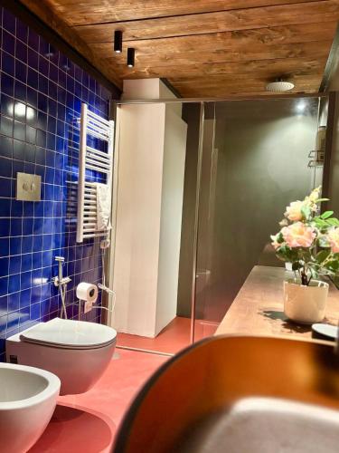 Ванная комната в Petit Marchè