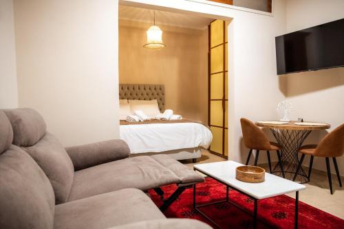 Tollmere Hospitality Ηχώ