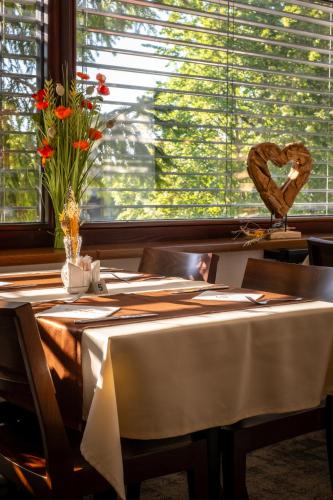 Φωτογραφία από το άλμπουμ του Hotel Slovan σε Tatranská Lomnica